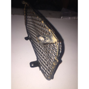 KP PIECES  grille de radiateur droite 1984 1985 cycle