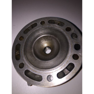 KP PIECES  culasse 1982 1985 haut moteur