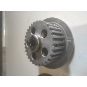 KP PIECES  noix embrayage 1989 bas moteur