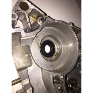 KP PIECES  carter moteur 1991 Pièces occasion 2 temps