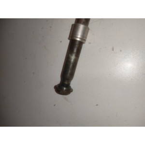 KP PIECES  axe roue avant 1999 2004 cycle