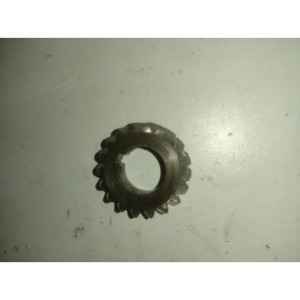 KP PIECES  pignon de vilebrequin 1981 bas moteur