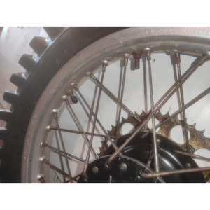 roue arrière yz 125 1980 1981 yz 100 1982 1983 it 175 1981 1983