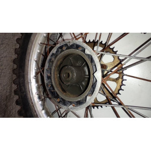 roue arrière rm 125/250 1983