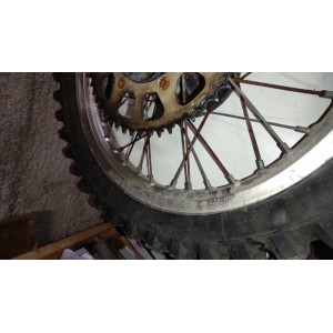 roue arrière rm 125/250 1983