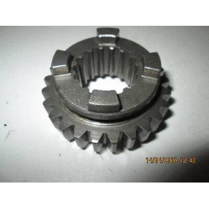 KP PIECES  pignon de 4 arbre secondaire 1990 1996 bas moteur