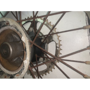 roue arrière rm 125 1981 1982