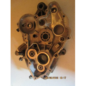 KP PIECES  carter moteur 502 300 03 500 bas moteur