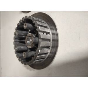 KP PIECES  noix embrayage 1983 1985 bas moteur