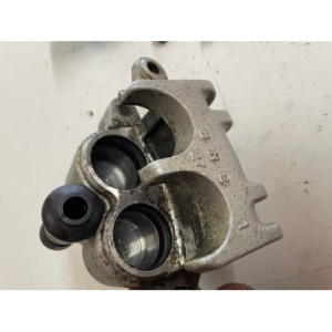 étrier de frein avant rm 125/250 1996 2000