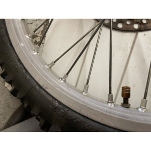 roue avant rm 250 1997 2000