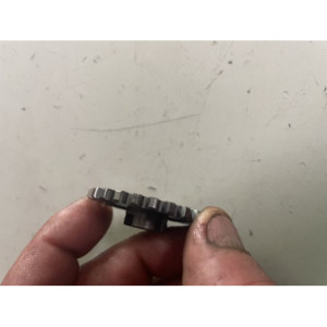 pignon de pompe à eau rm 250 1996 2000