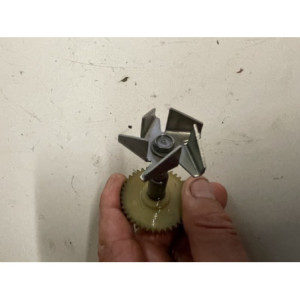 pompe à eau kx 85 2001 2023