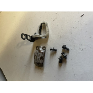 guide et platine bloque durite frein avant  yz 125/250 1993 1995