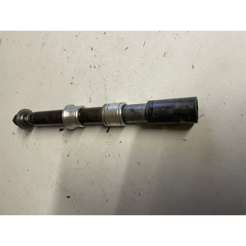axe roue avant yamaha yz 125/250 1999 2004 yzf 426 2000 2001 axe roue avant yamaha yz 125/250 1999 2004 yzf 426 2000 2001