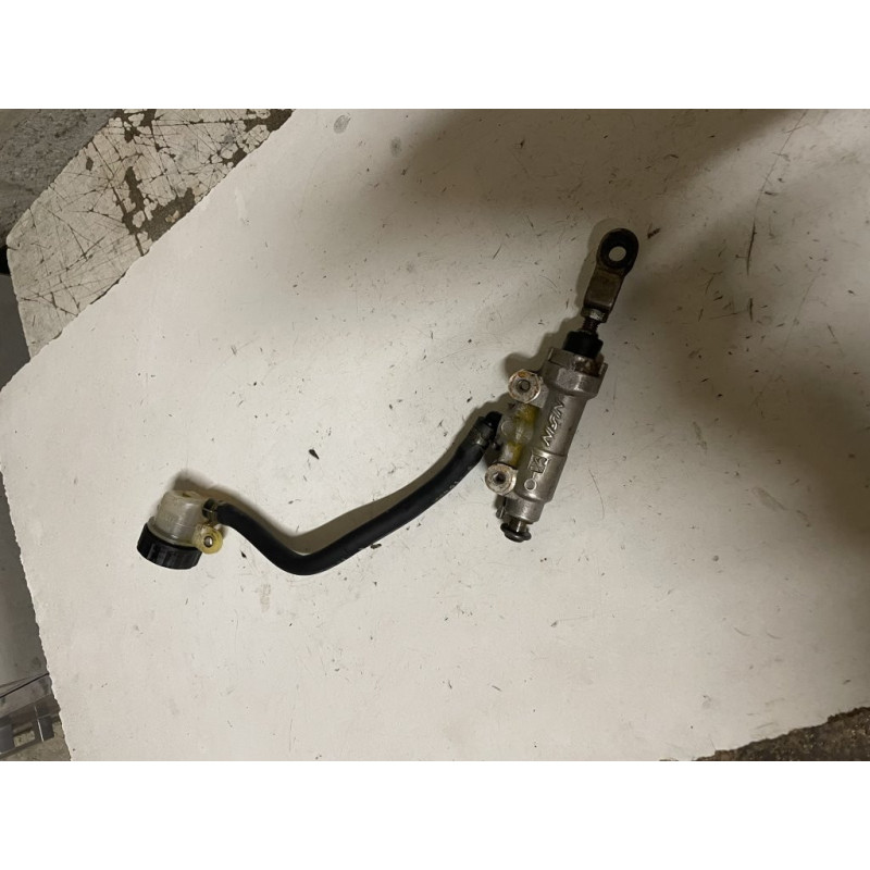 maitre cylindre frein arrière yz 125/250 1990 2002 maitre cylindre frein arrière yz 125/250 1990 2002