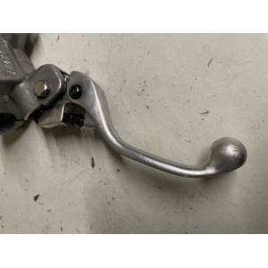 maitre cylindre frein avant yz 125 2002