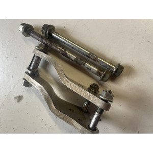 support moteur crf 250 2006 2009