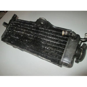 KP PIECES  radiateur droit 1988 1989 partie cycle