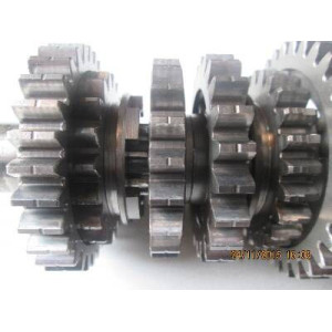 KP PIECES  arbre secondaire 1995 1997 bas moteur