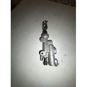 maitre cylindre frein arrière cr 125 2002 2007 cr 250 2004 2007 crf  250 r 2004 2007 crf 450 2002 2005