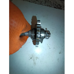 KP PIECES  rocher de kick complet 2002 2003 bas moteur