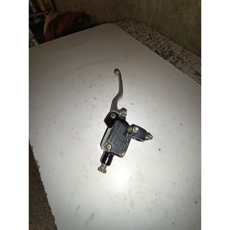 maitre cylindre frein avant ktm 125/250 sx egs exc 1995 1998 maitre cylindre frein avant ktm 125/250 sx egs exc 1995 1998