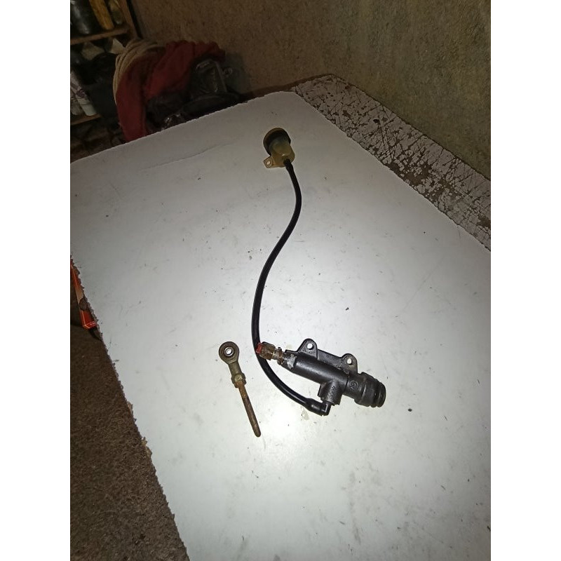 KP PIECES  maitre cylindre de frein arrière cycle