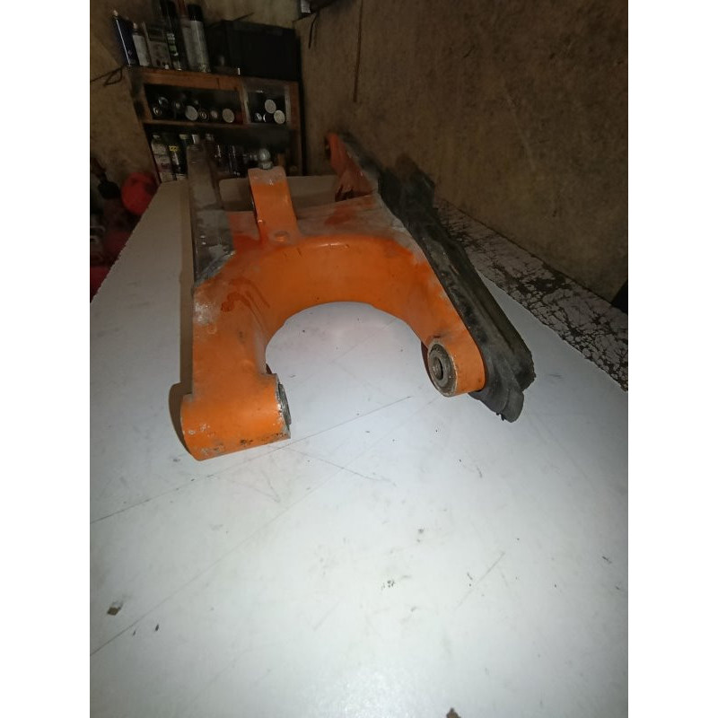 bras oscillant ktm 125/250300 exc 1998 1999