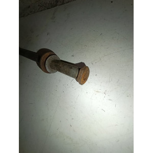 axe de roue arrière yz 125/250/490 1986 1987