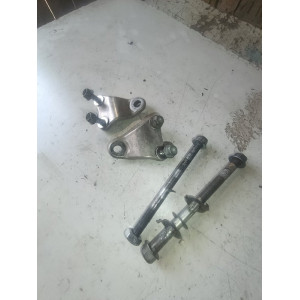 support moteur inférieur yzf 250 2007 2009
