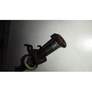 axe de roue arrière yz 125/250/490 1986 1987