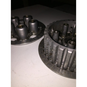 KP PIECES  noix embrayage 1984 1985 bas moteur