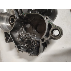 KP PIECES  carter moteur droit 1990 1992 Pièces occasion 2 temps